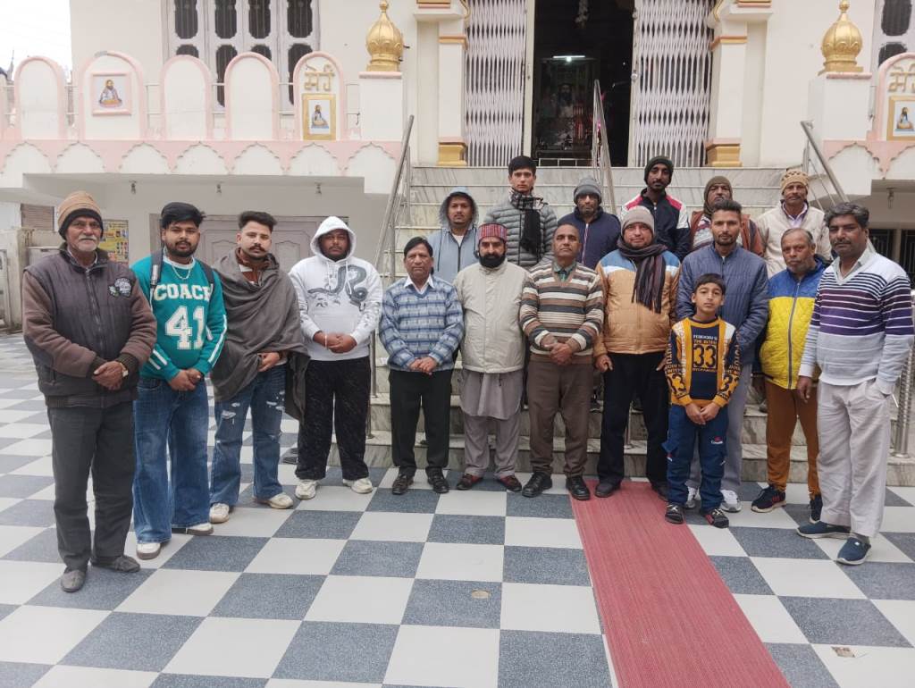 A condolence meeting was organized by the Shri Guru Ravidas Sabha Santoshgarh at the local historical temple complex